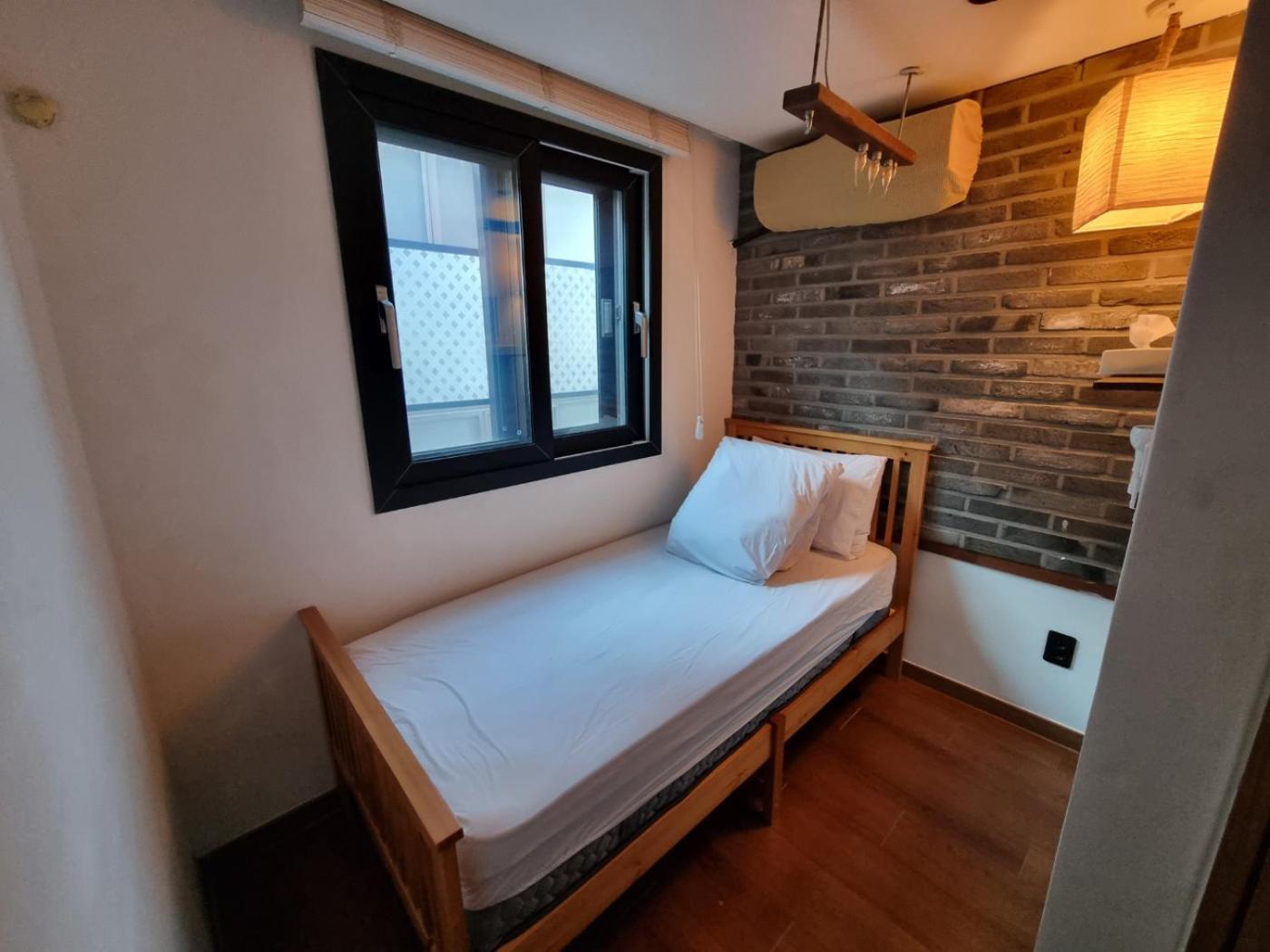 Hwon Guesthouse Seoul Exteriör bild